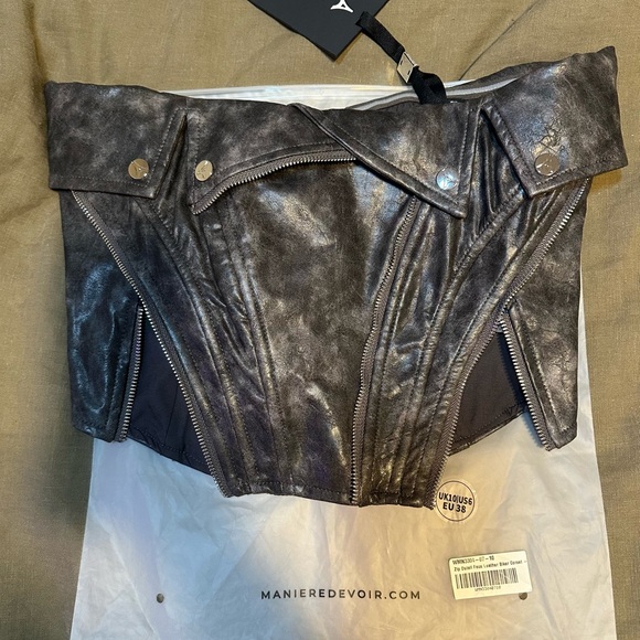 Manière De Voir Vintage Vegan Leather Biker Corset
Size US 6/ UK 10 NWT - Picture 4 of 5